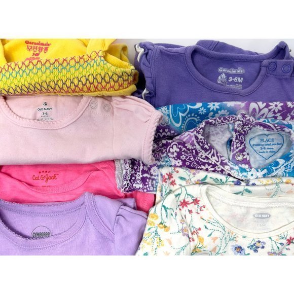 Baby Clothes - Lot of 7 One Piece Outfits - Size 3 - 6 Months - Picture 6 of 6